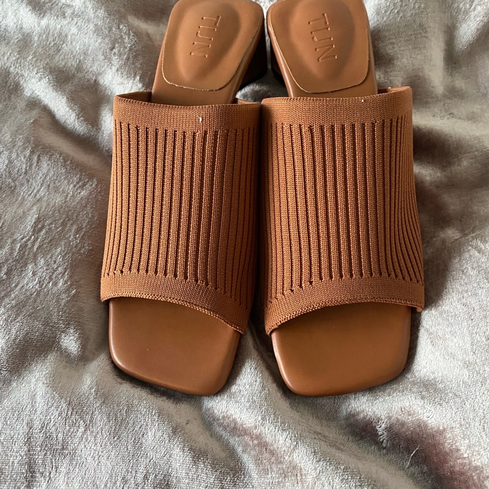 Soft Rust Orange Mules With Heel Nwot - image 2